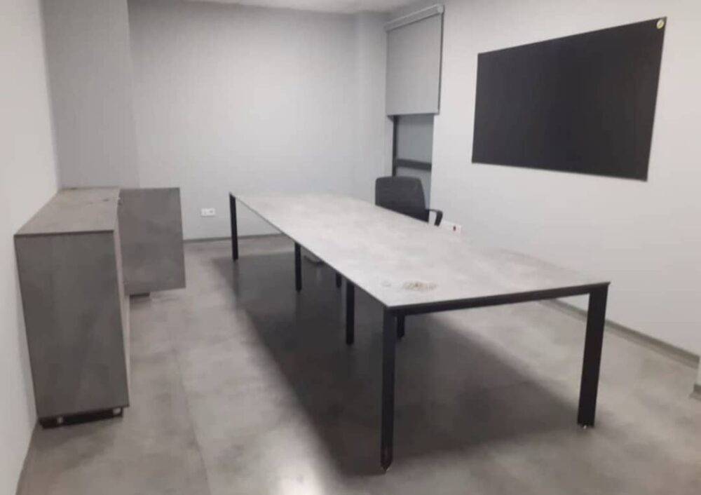 میز کنفرانس 125