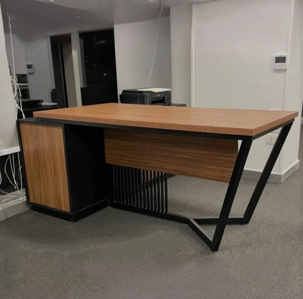 میز کارمندی 186