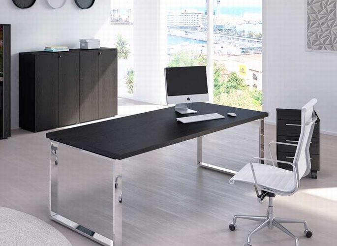 طراحی و ساخت میزهای اداری